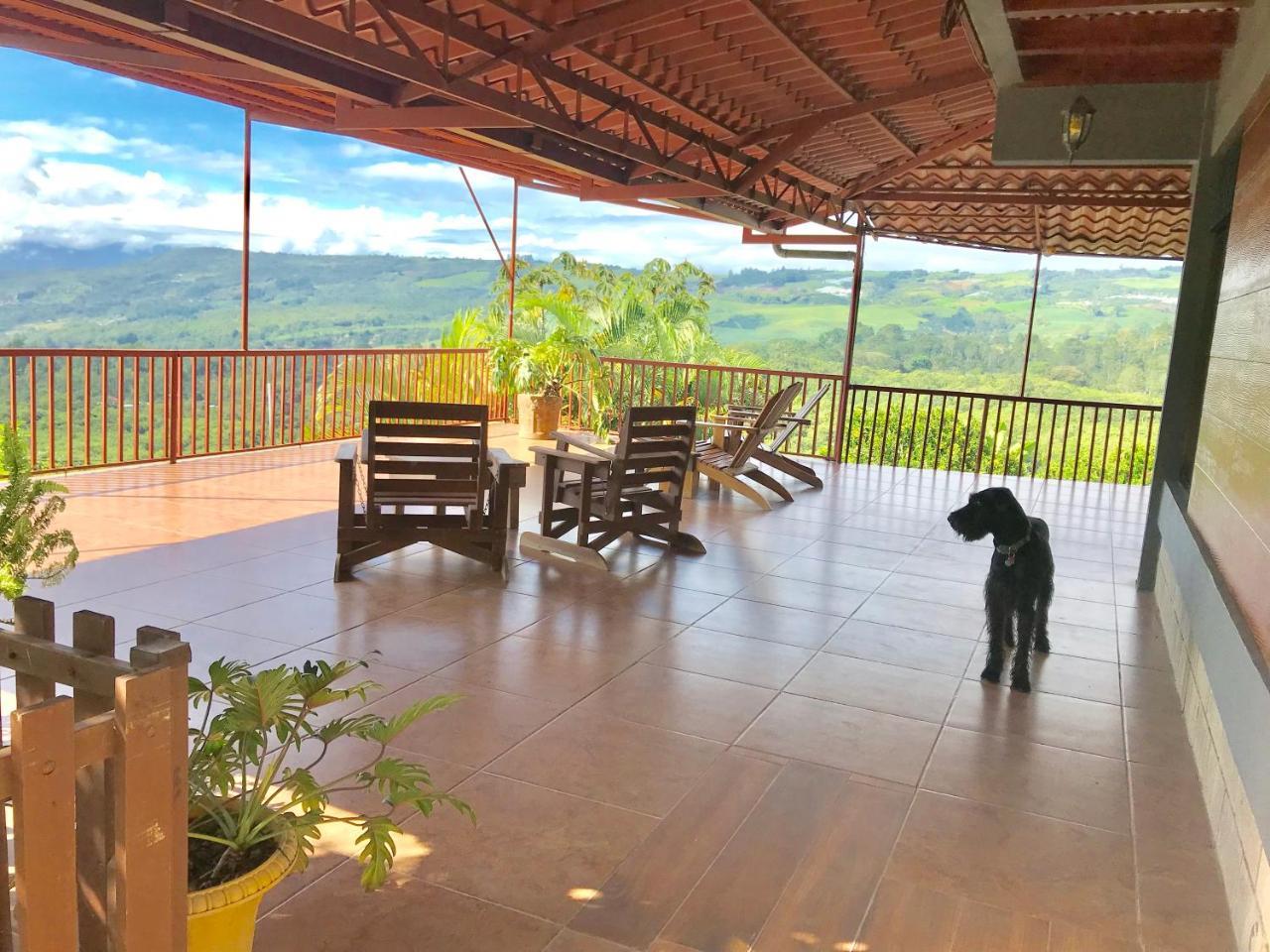 Ladera Hotel Turrialba Luaran gambar