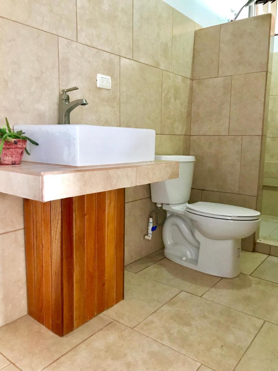 Ladera Hotel Turrialba Luaran gambar