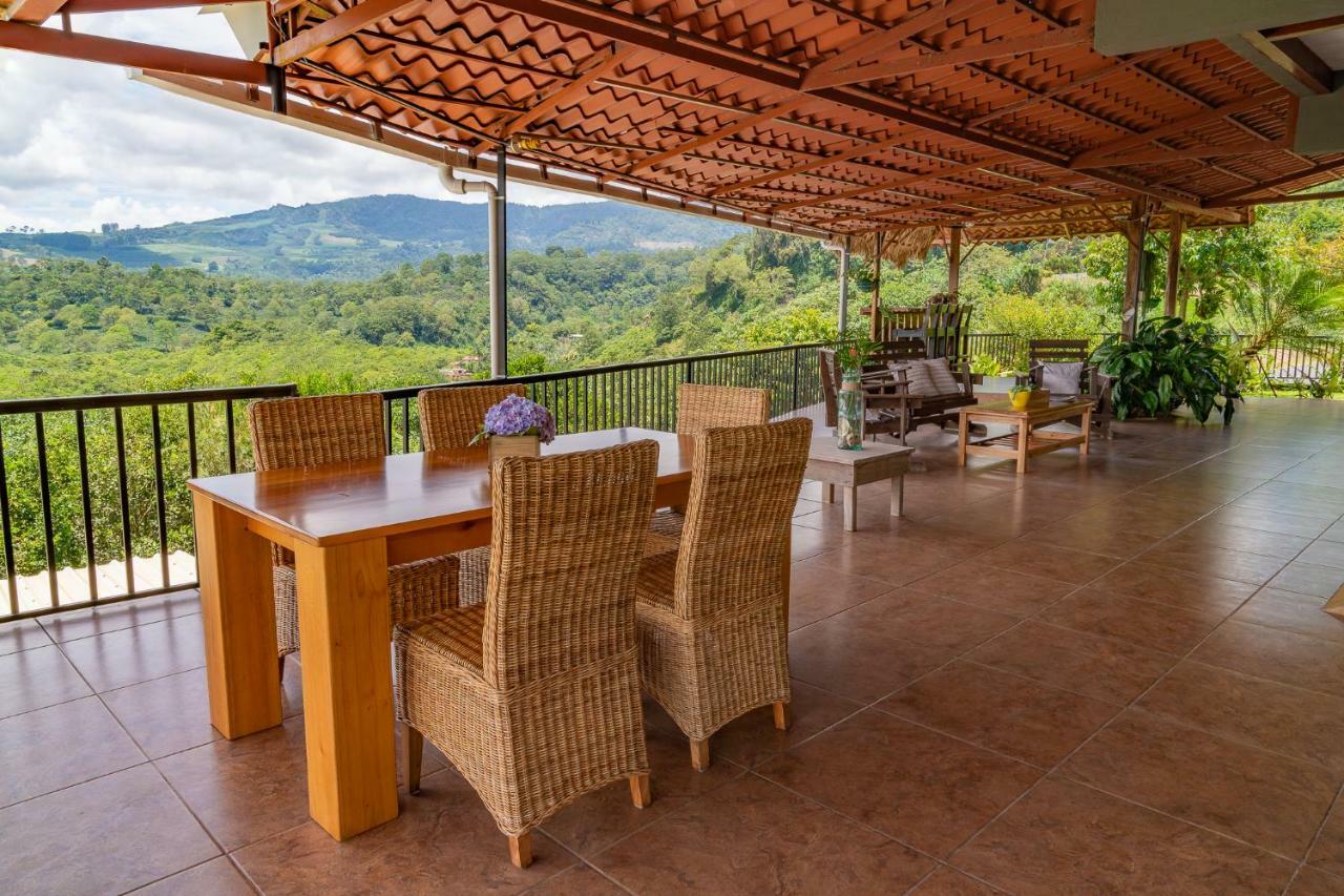 Ladera Hotel Turrialba Luaran gambar