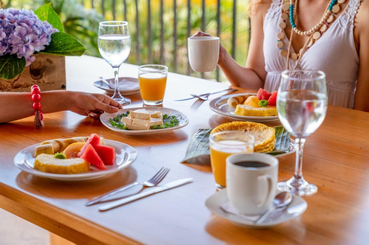 Ladera Hotel Turrialba Luaran gambar